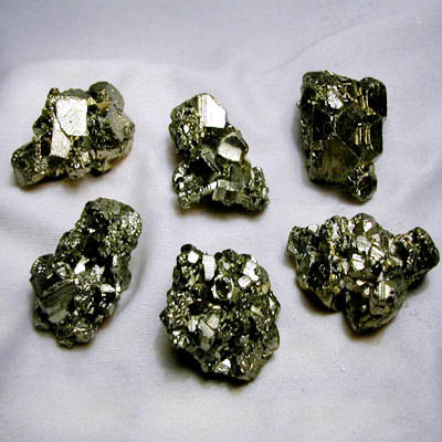 Pyrite Druze 3-4 cm