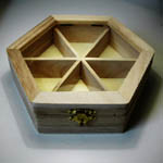 Wood Box 19 x 17 cm 6 holes
