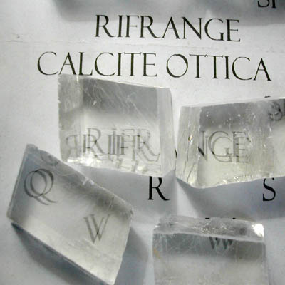 Calcite var. spato d'islanda (Calcite ottica)