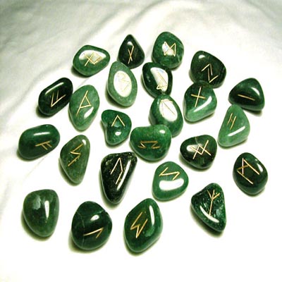 Set di Rune in avventurina verde - 25 pezzi
