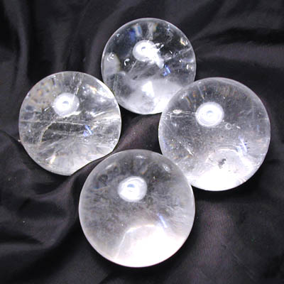 Puntominerali: Sfera di quarzo ialino (cristallo di rocca) 4 cm