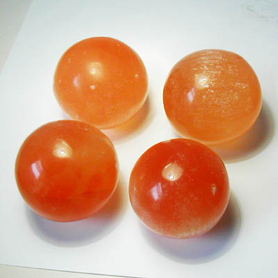 Orange Selenite Ball 6-7 cm